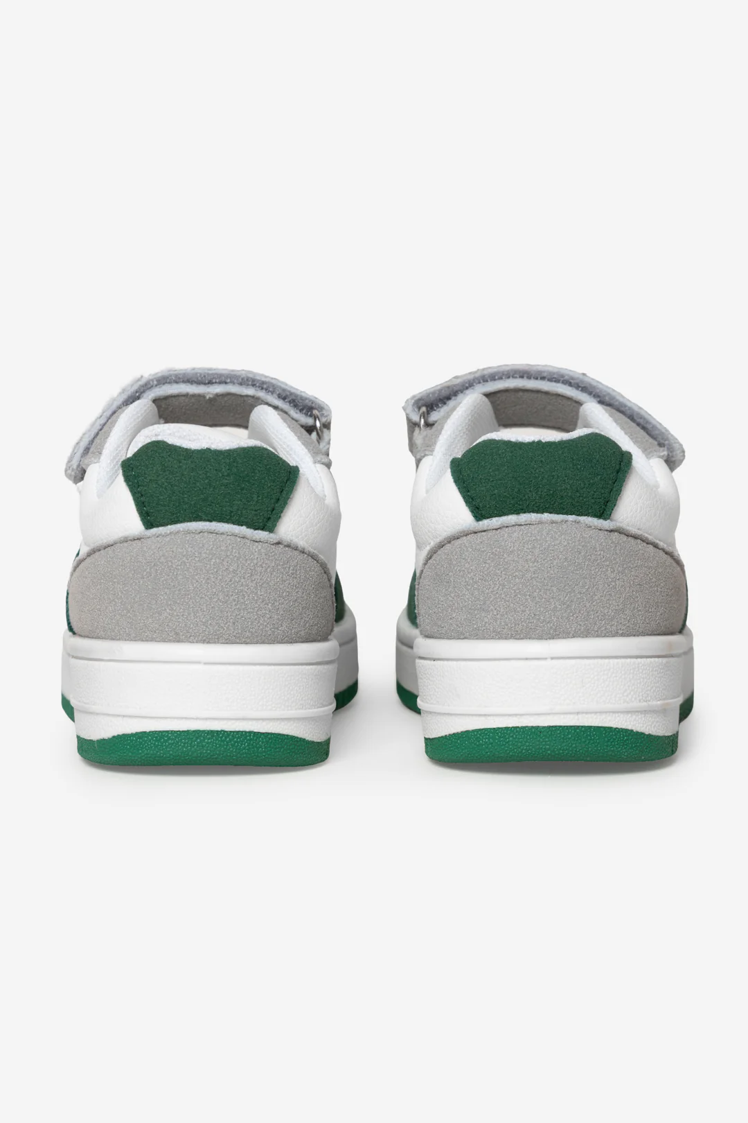 Boys court sneaker. - Image 3