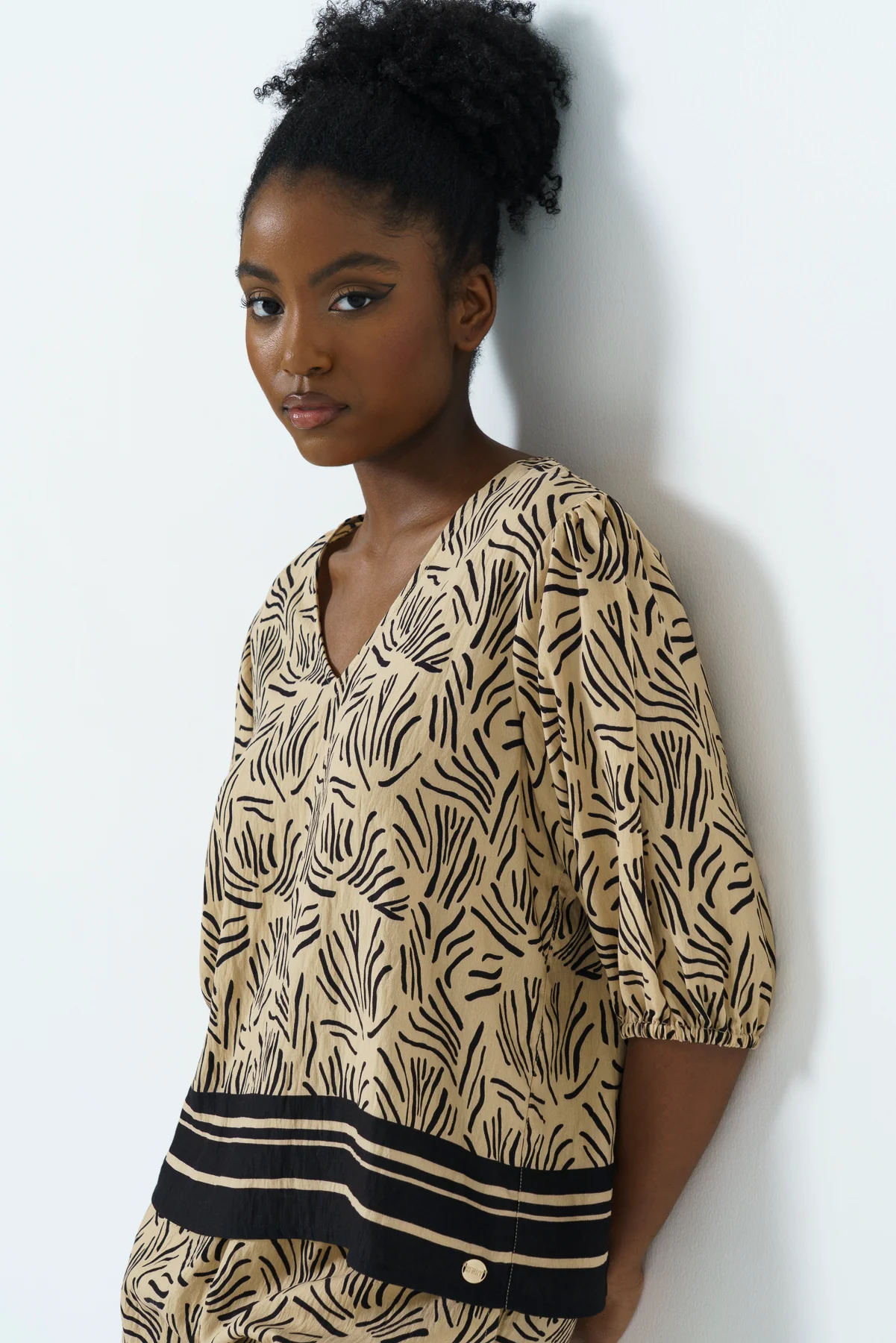 Bubble Sleeve Top - Image 4