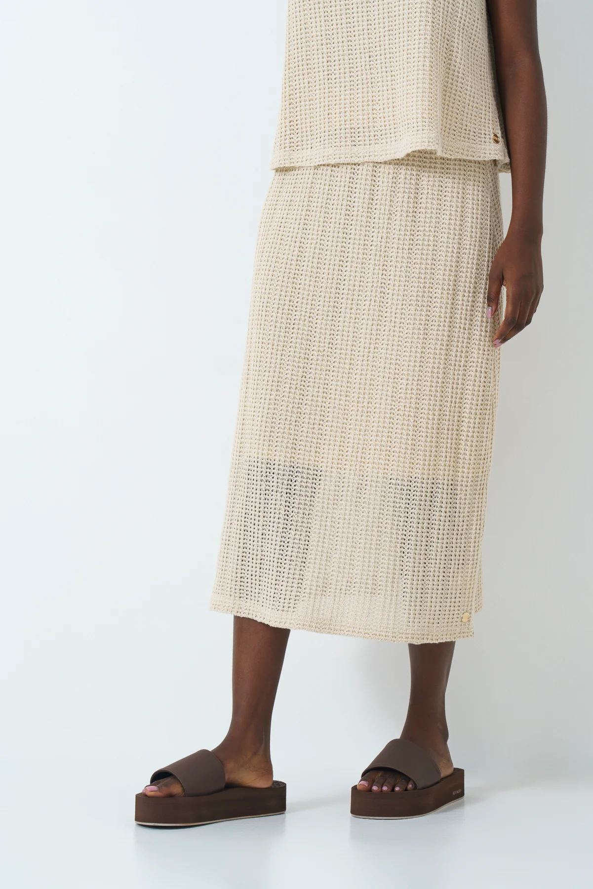 Crochet Column Skirt - Image 4