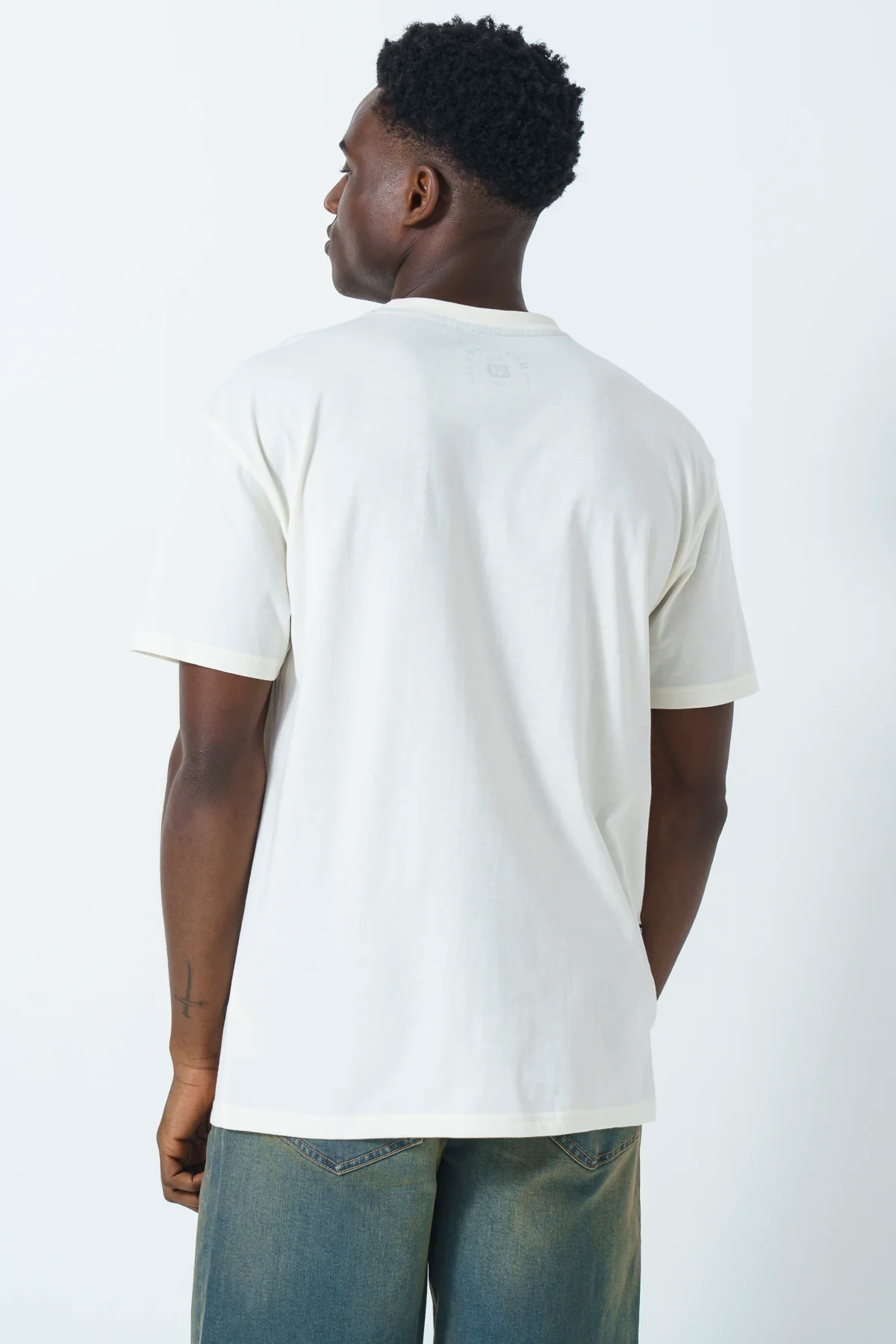 Oversized T-Shirt - Image 7