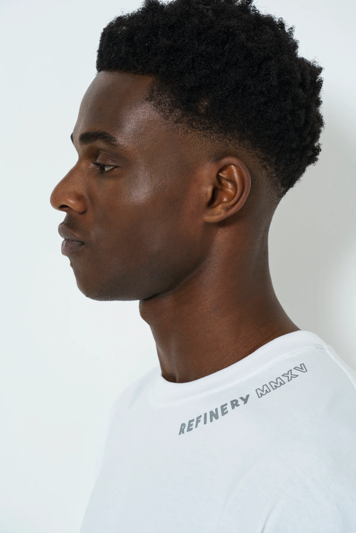 Oversized Slit Hem T-Shirt - Image 4